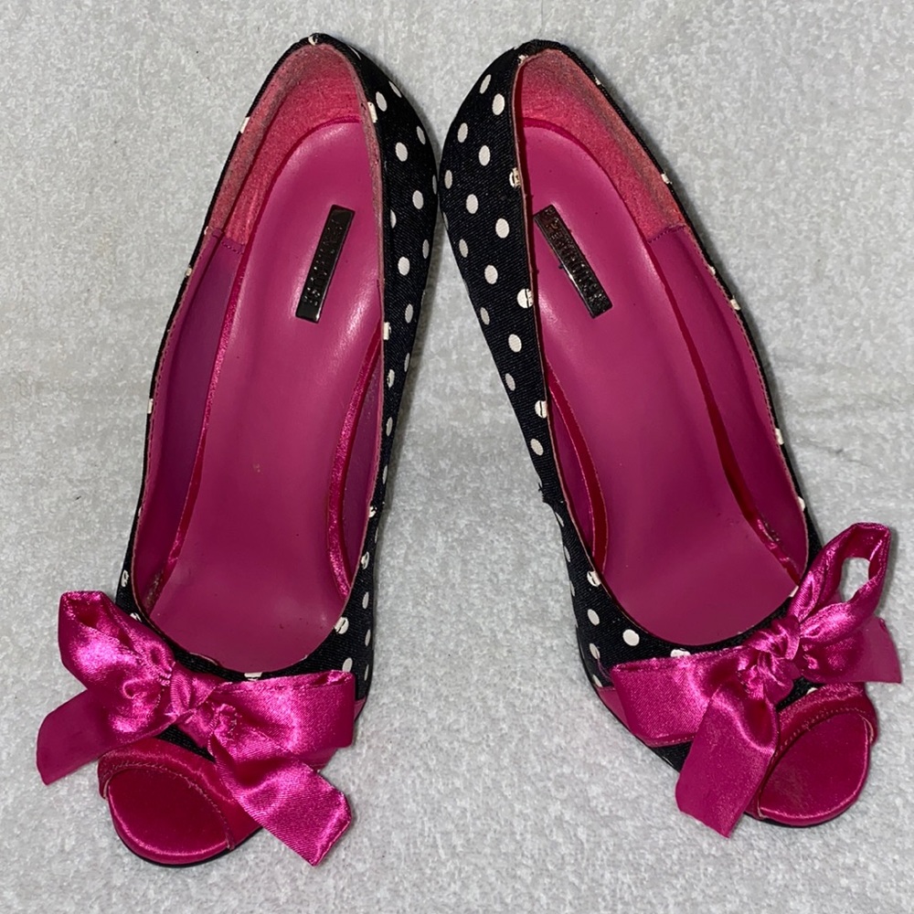 Black and White Polka Dot w/ Pink Bow Tie